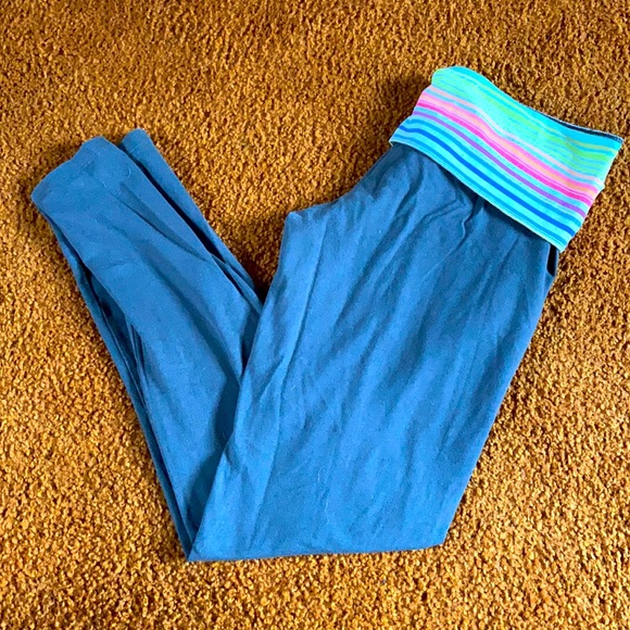 Victoria’s Secret Grey Leggings w/ 5” Rainbow Band - Picture 1 of 6